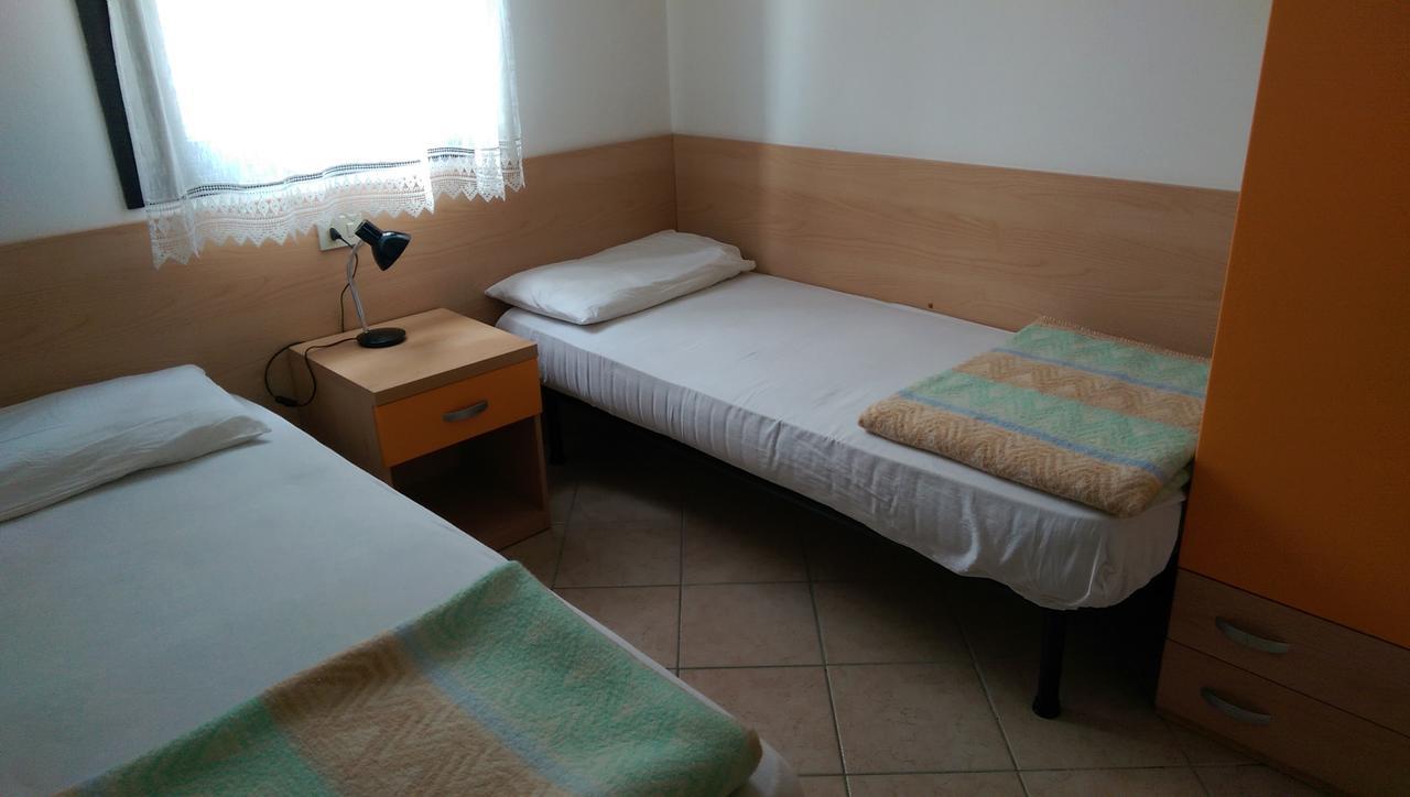 Condominio Columbus Bibione Exterior foto